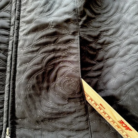 VTG Sport Haley Women's Black Quilted‎ Vest with zipper and pockets Size Medium - Picture 6 of 11